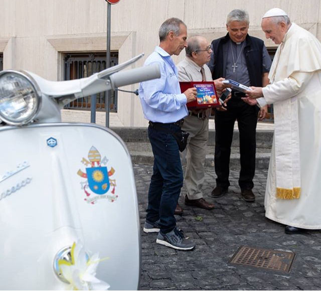 giuliano papa romacaputvespa